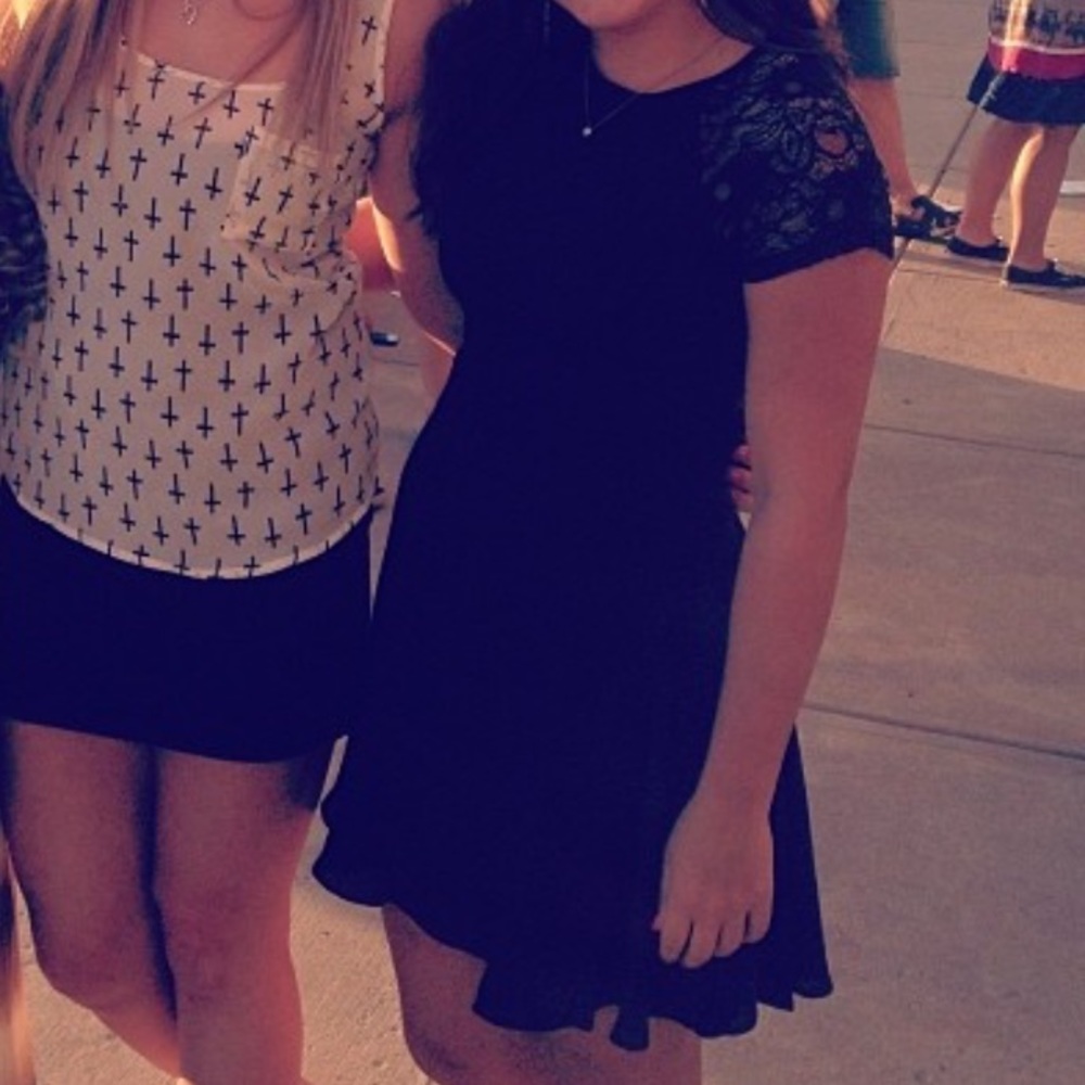 Forever 21 Black Lace Dress